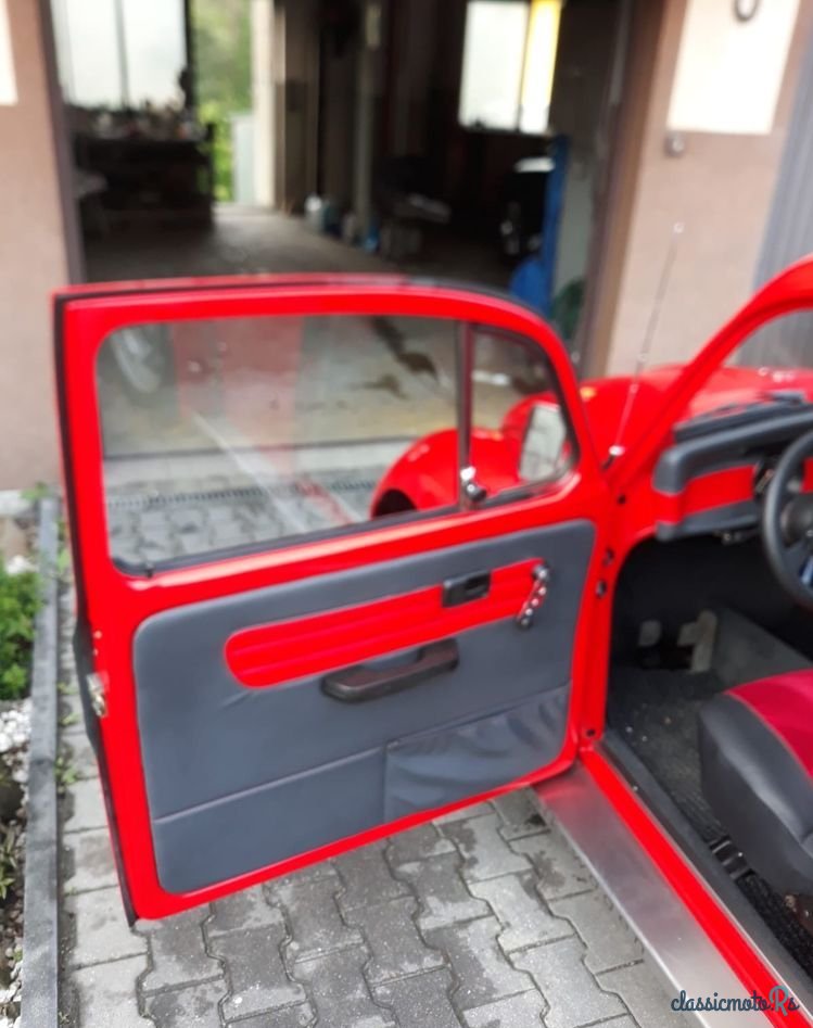 1970' Volkswagen Garbus photo #2