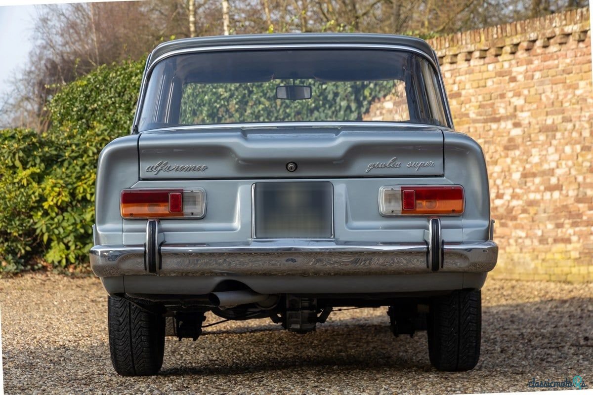 1968' Alfa Romeo Giulia photo #5