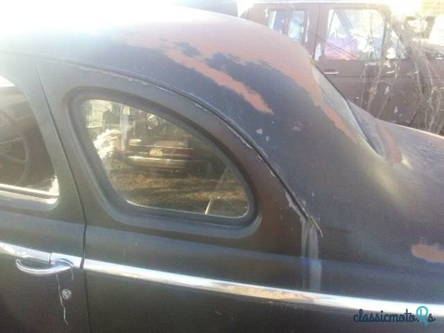 1945' Plymouth photo #6