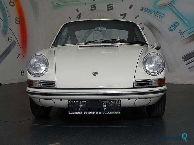 1968' Porsche 911 photo #2