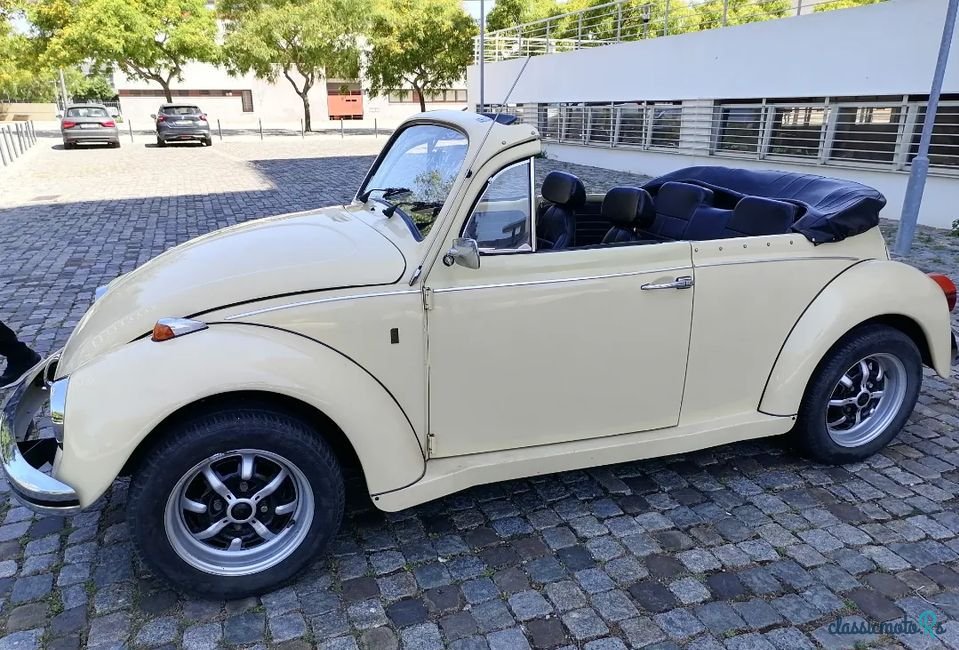 1976' Volkswagen Carocha Cabrio photo #1