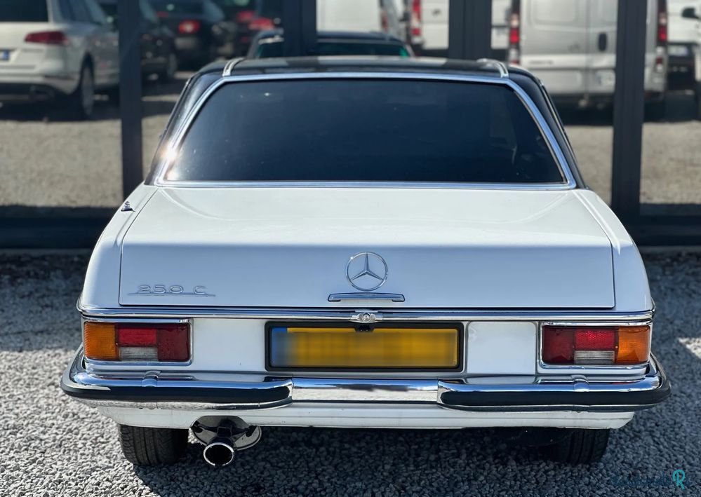 1971' Mercedes-Benz W114 photo #5