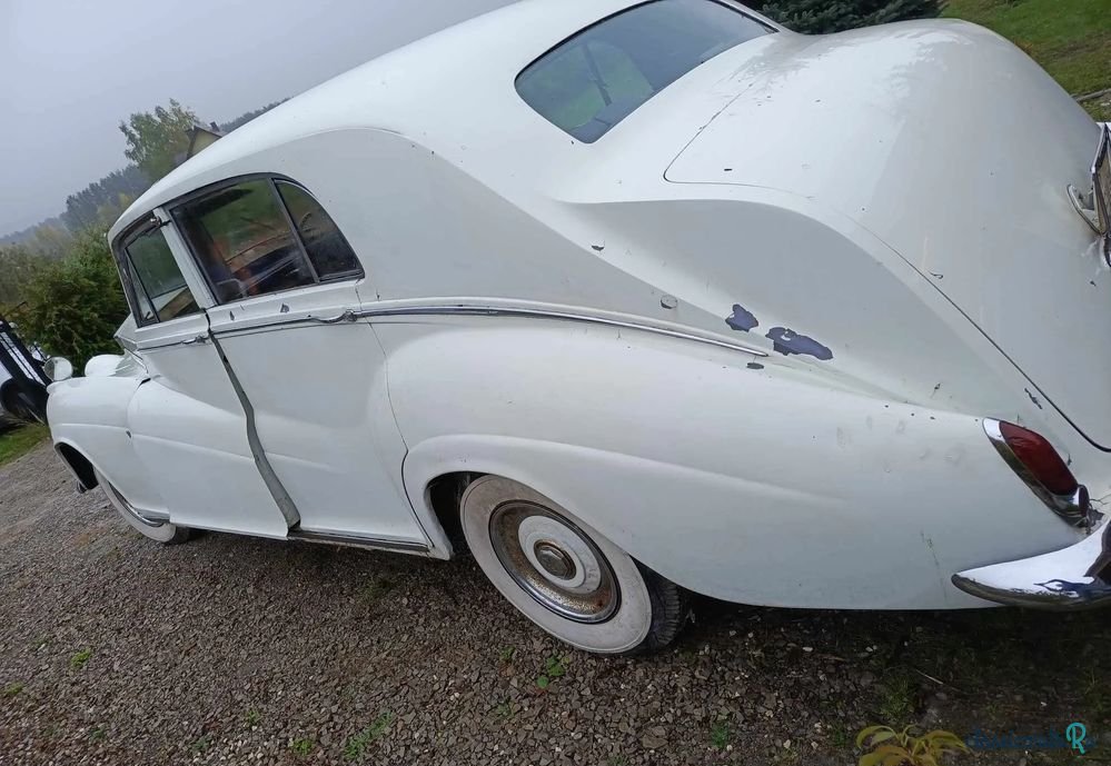 1958' Rolls-Royce Wraith photo #5