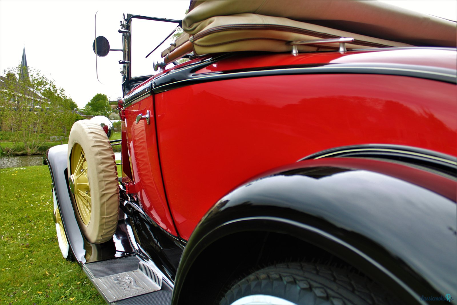 1931' Ford Model A Roadster Deluxe photo #4