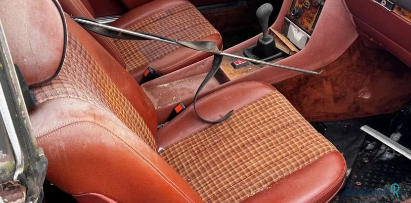 1980' Mercedes-Benz Slc photo #2