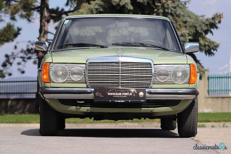 1978' Mercedes-Benz 230 photo #2