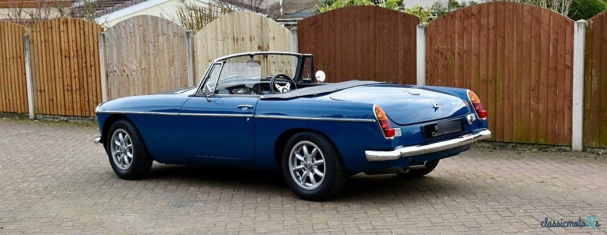 1972' MG MGB photo #5