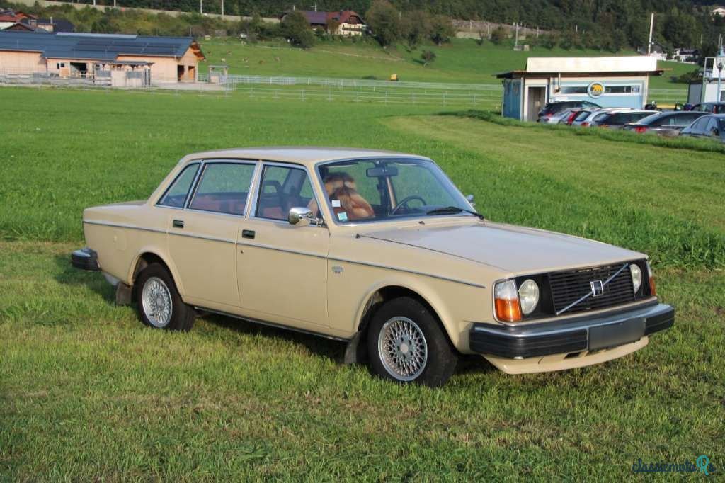 1977' Volvo Serie 200 photo #2