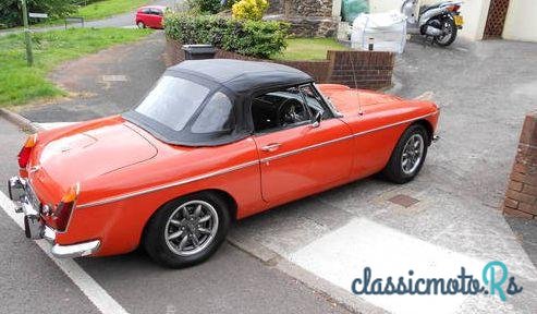 1972' MG Roadster photo #2