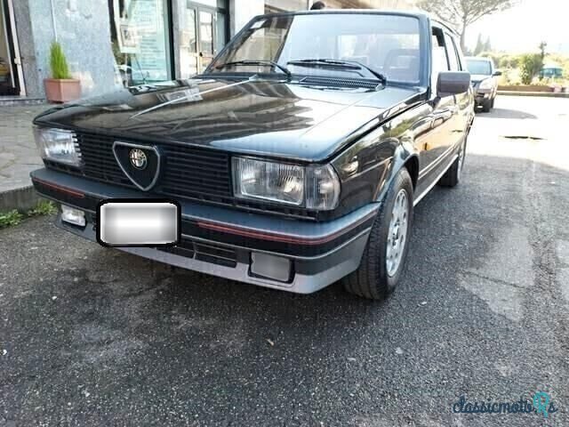 1987' Alfa Romeo 75 photo #1