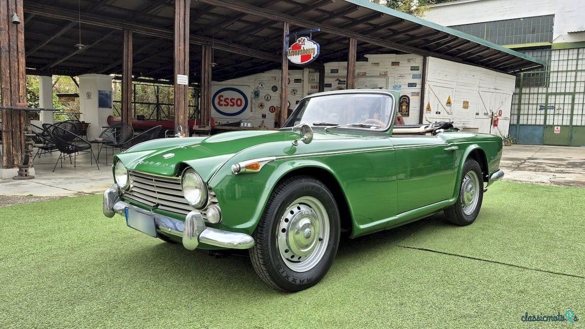 1966' Triumph TR4 photo #1