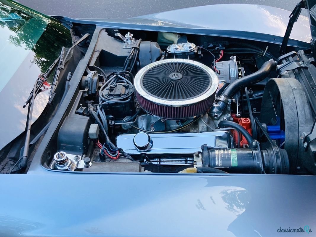 1975' Chevrolet Corvette photo #3