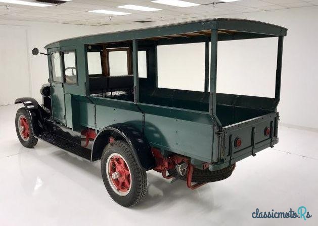 1923' International Harvester photo #5