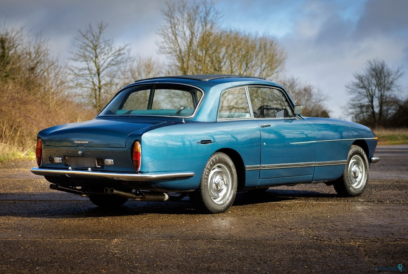 1972' Bristol 411 photo #5