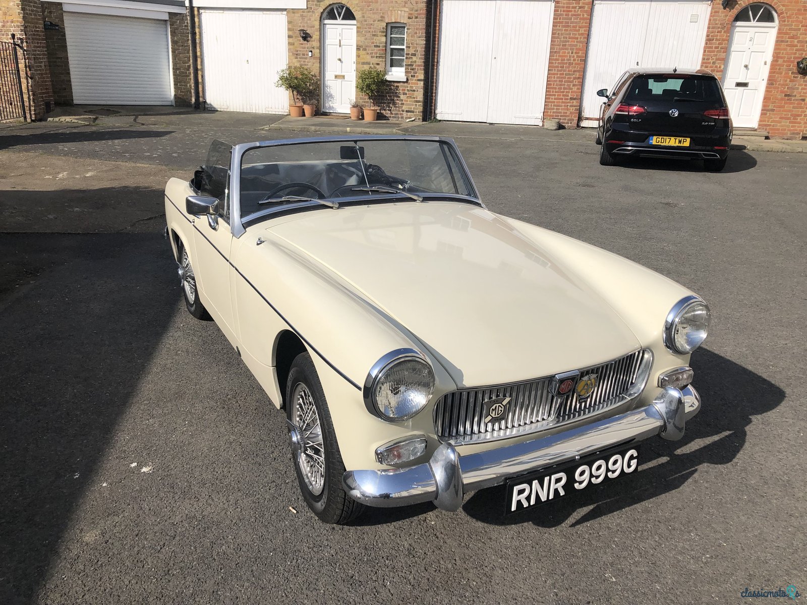 1969' MG Midget photo #4