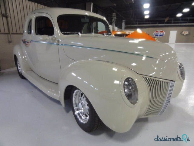 1940' Ford photo #1