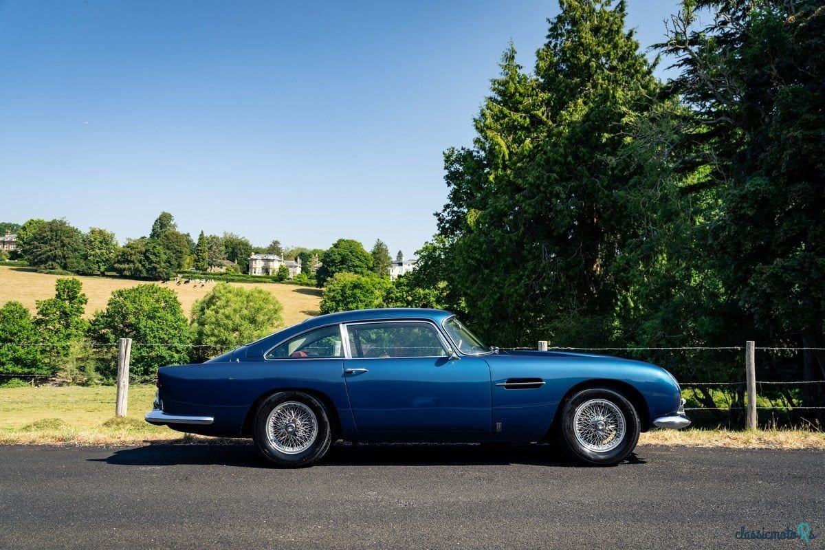 1964' Aston Martin DB5 photo #2