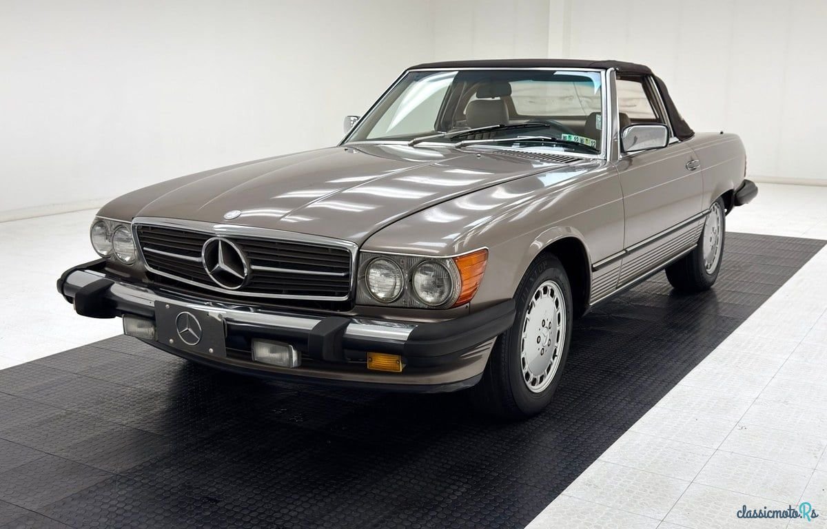 1988' Mercedes-Benz Sl Class photo #2