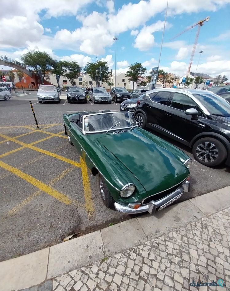 1971' MG MGB photo #1