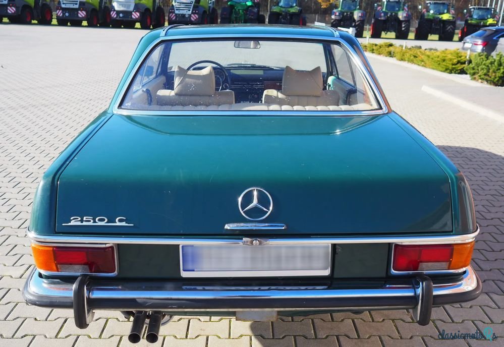 1970' Mercedes-Benz W114 250 C photo #3