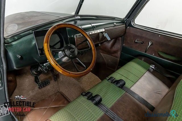 1950' Chevrolet 3100 photo #2