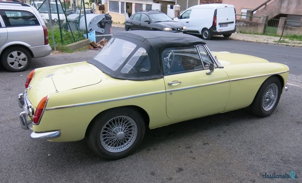 1969' MG MGC photo #3