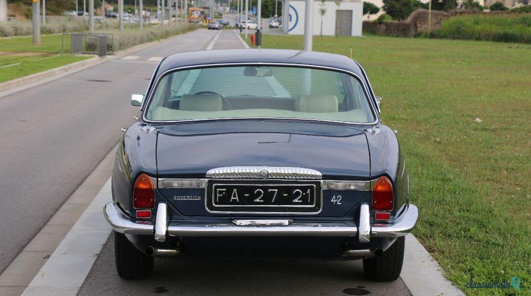 1971' Jaguar Daimler Sovereign 4.2 photo #1