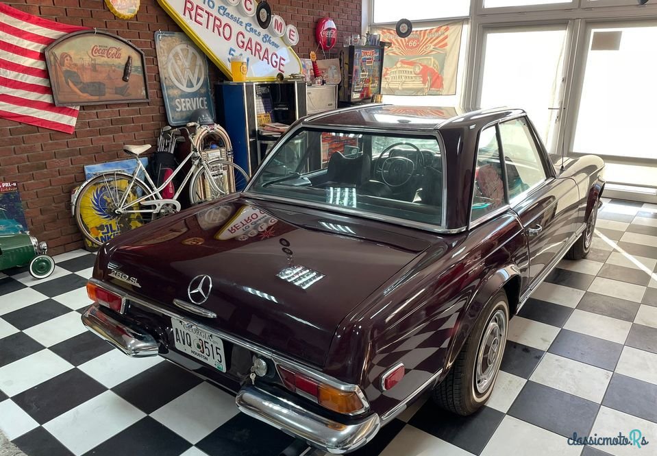 1969' Mercedes-Benz 280 SL Pagoda photo #6
