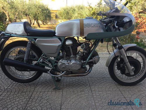 1971' Ducati 750SS photo #1