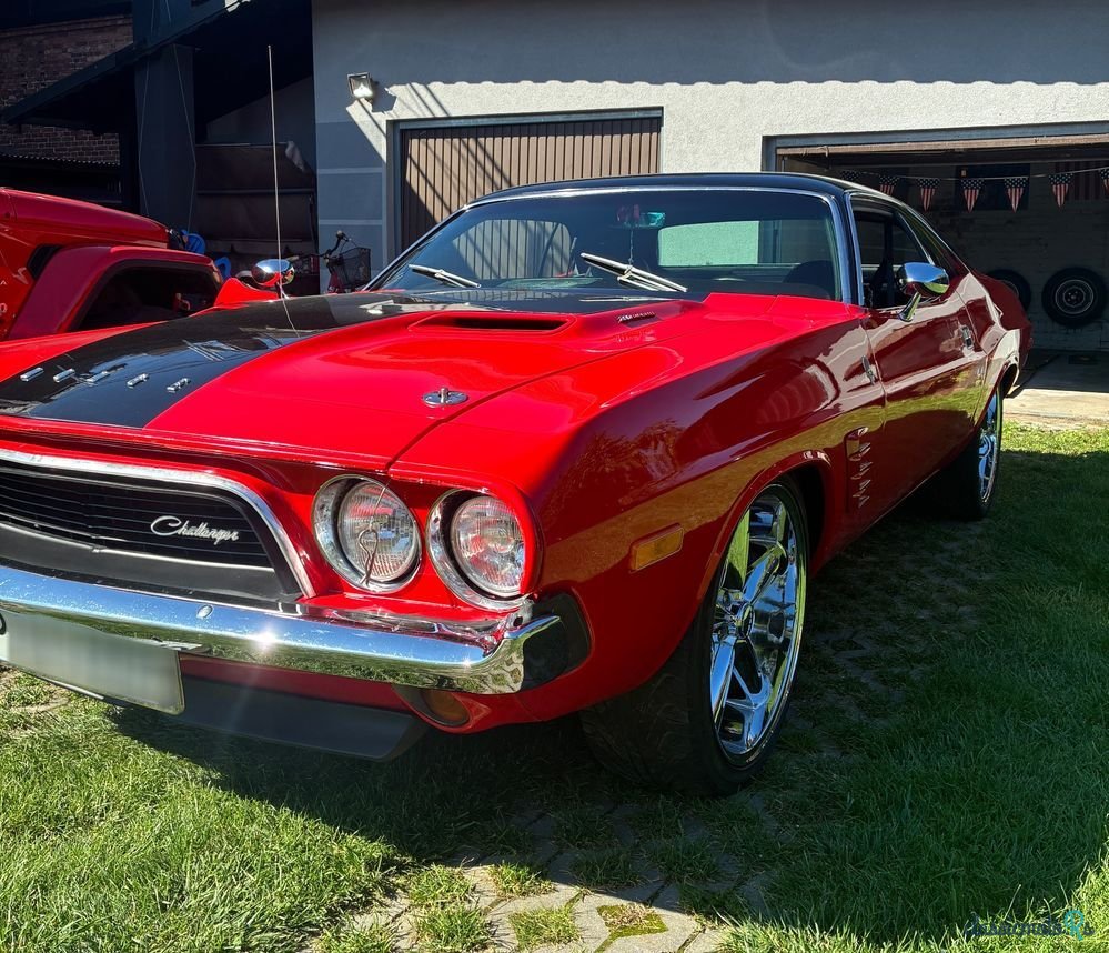 1973' Dodge Challenger photo #4