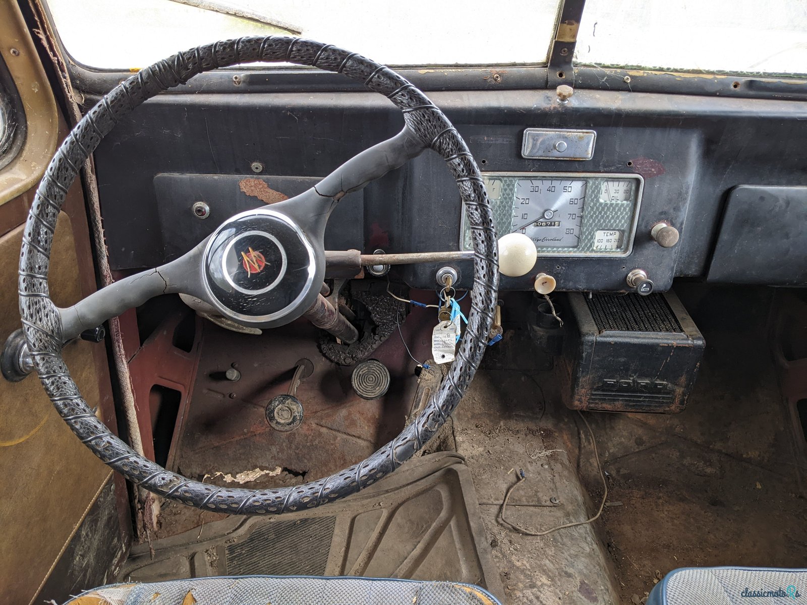 1948' Willys Overland photo #3