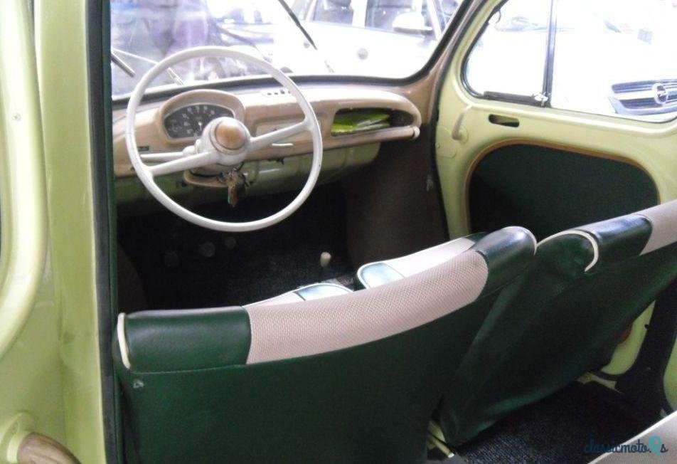 1958' Renault 4 Joaninha photo #4
