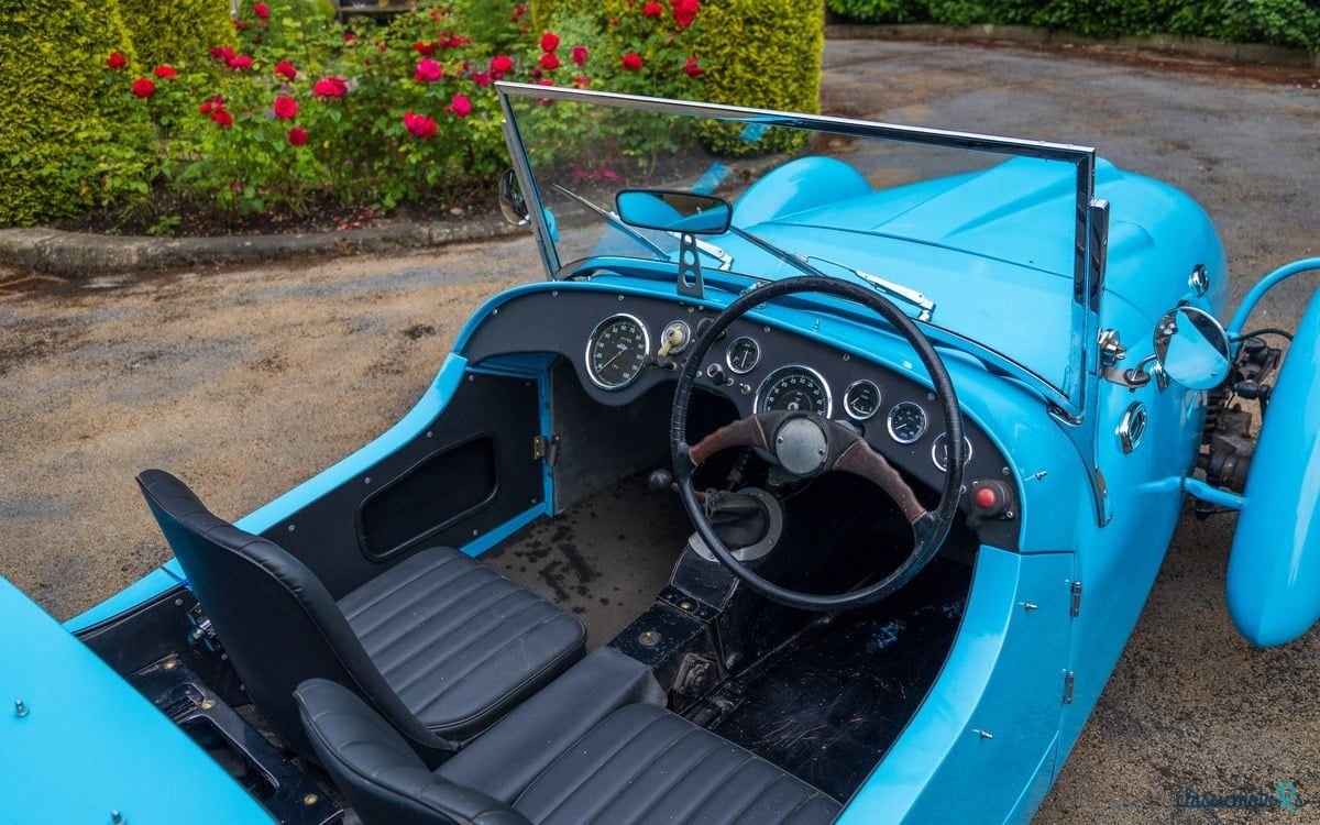 1948' Healey Silverstone photo #5