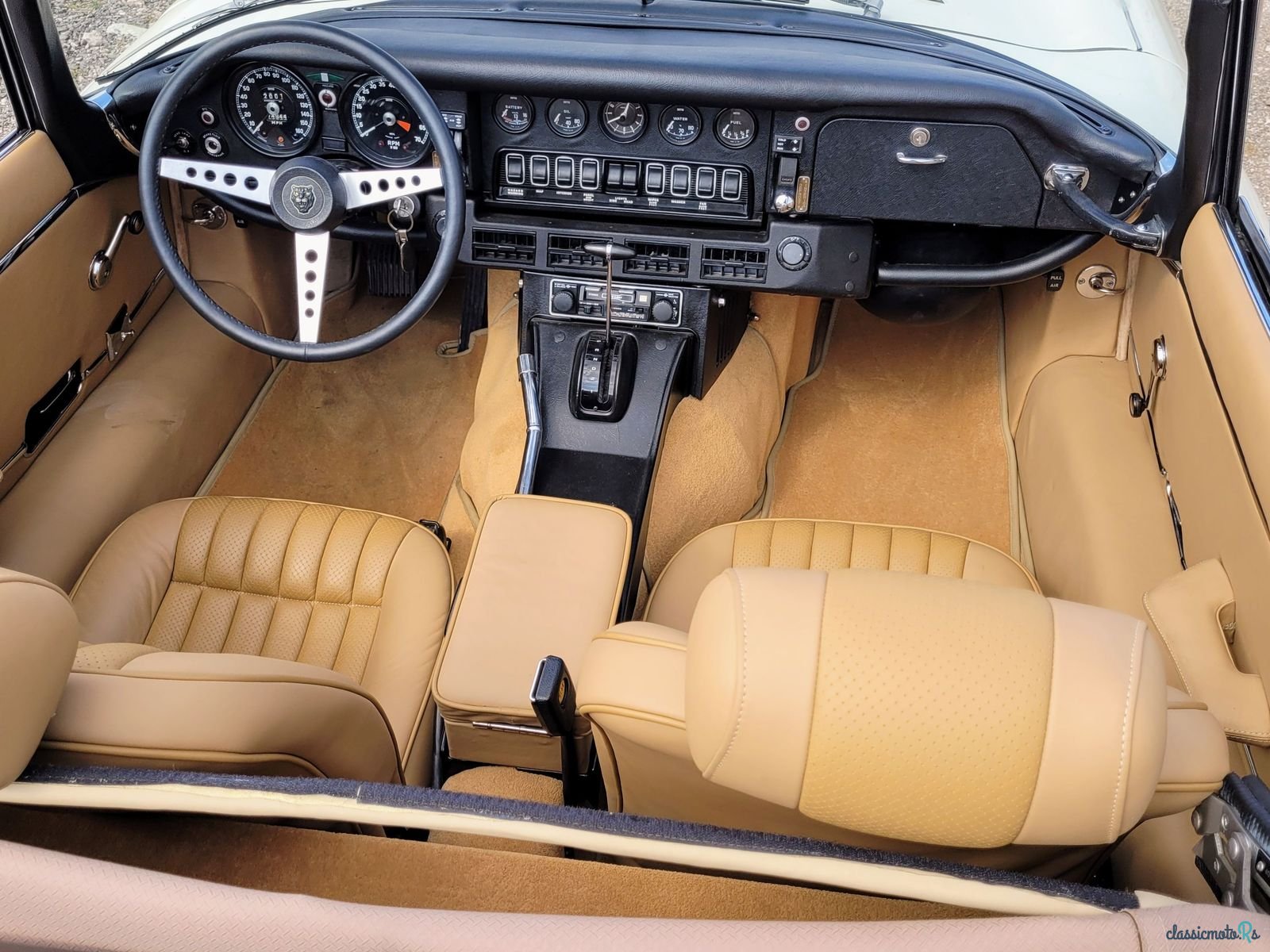 1974' Jaguar E-Type photo #5