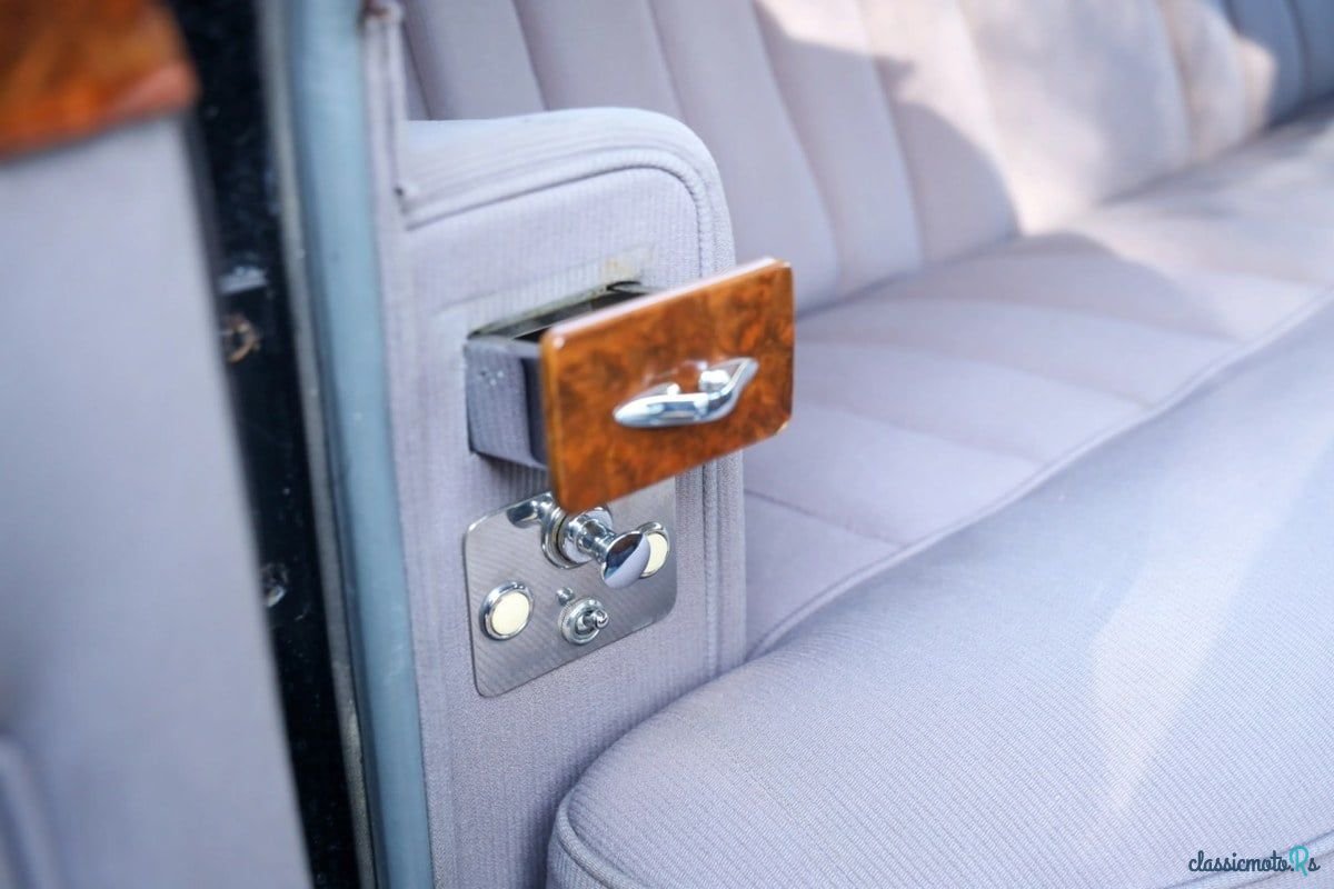 1962' Rolls-Royce Phantom photo #5
