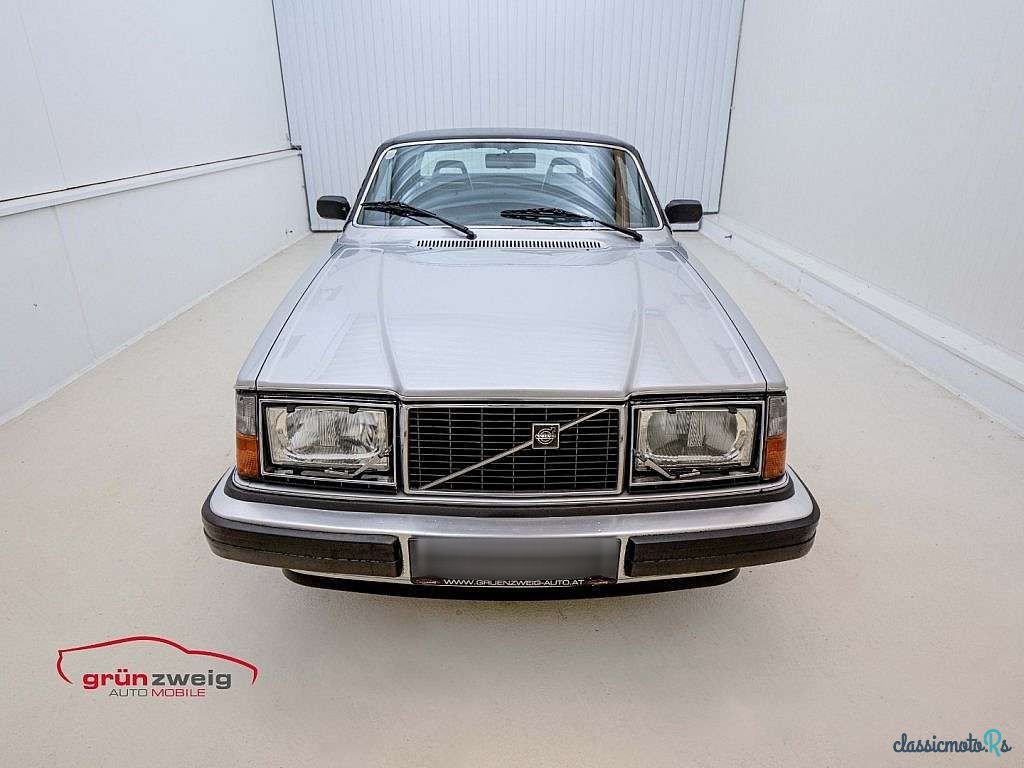 1979' Volvo 262 C photo #2