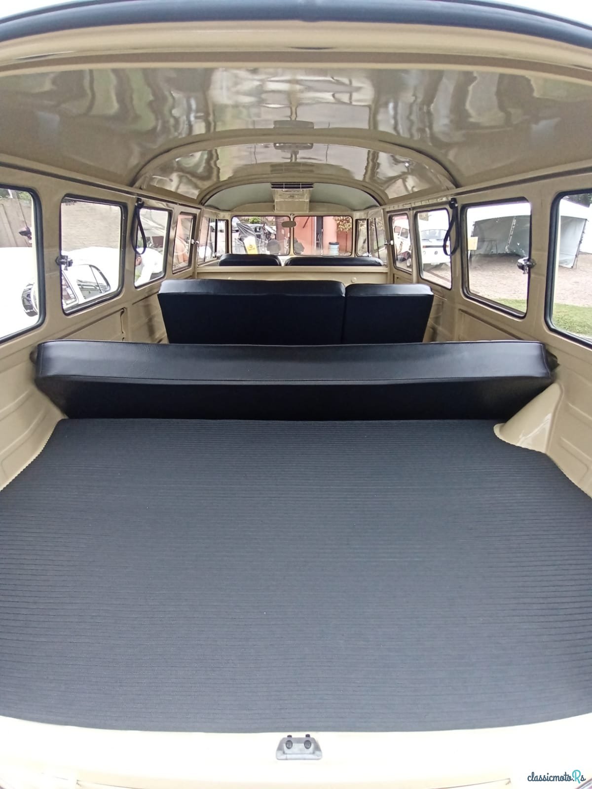 1972' Volkswagen Vans photo #7