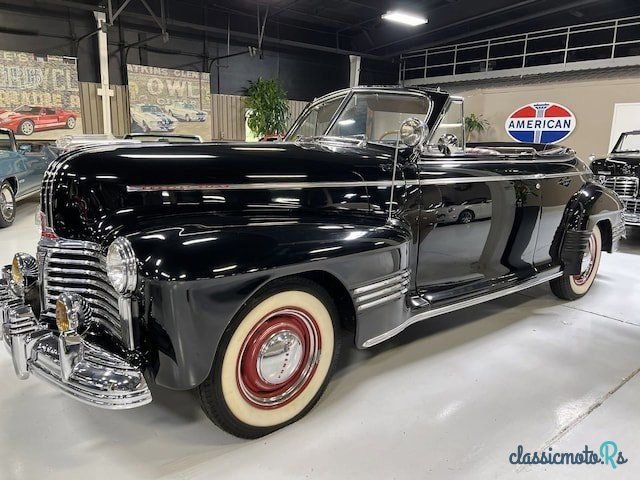 1941' Pontiac Deluxe photo #5