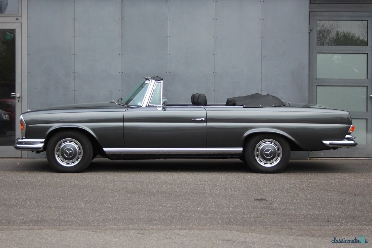 1971' Mercedes-Benz 280 photo #6