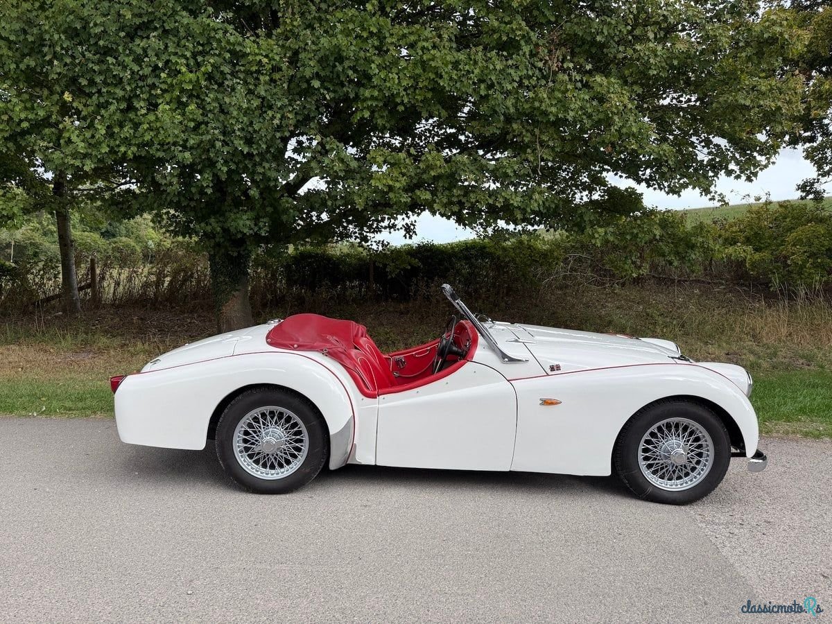 1954' Triumph TR2 photo #3