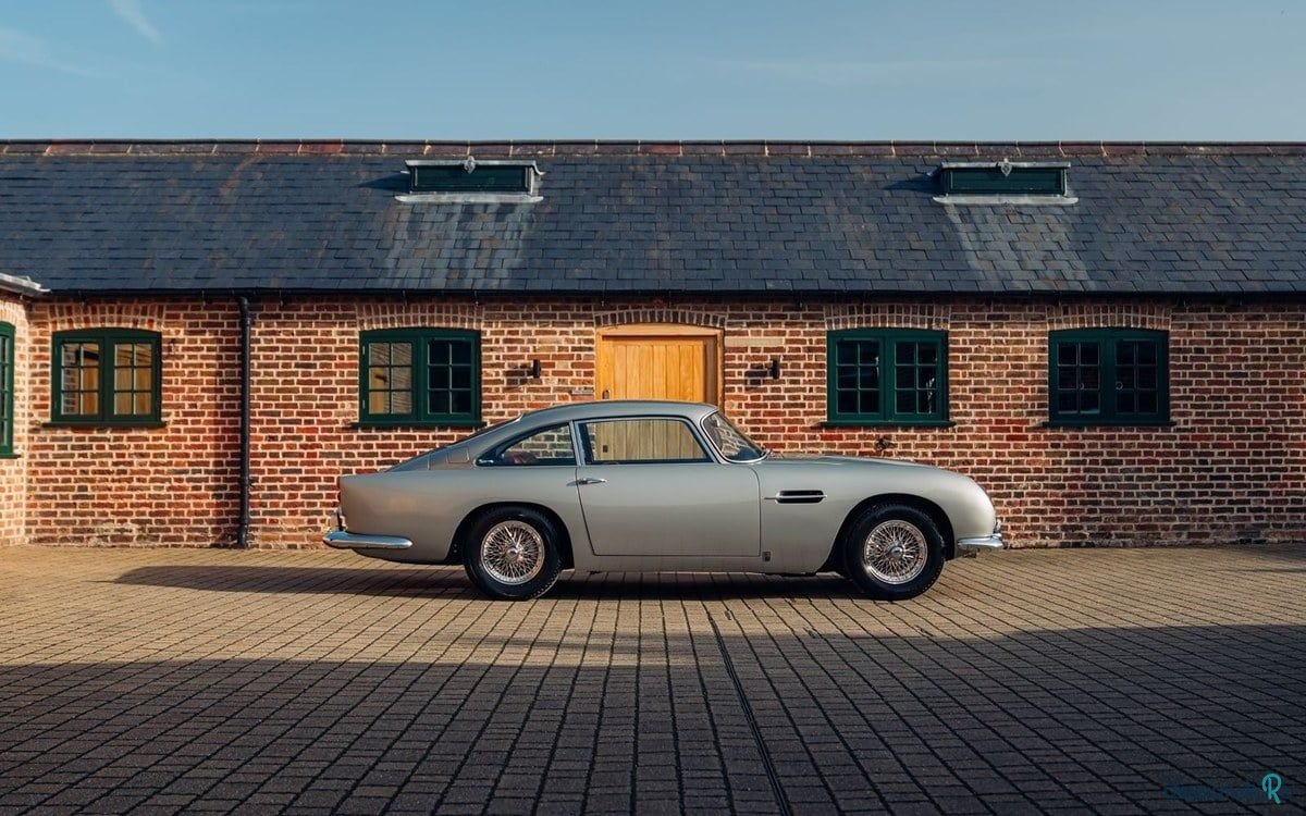 1964' Aston Martin DB5 photo #2