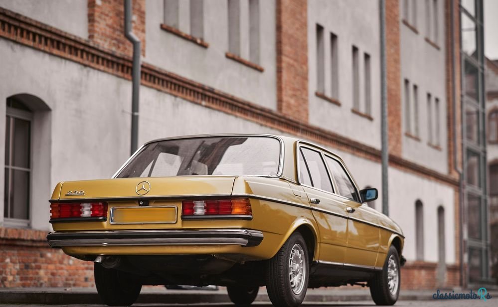 1978' Mercedes-Benz W123 photo #2