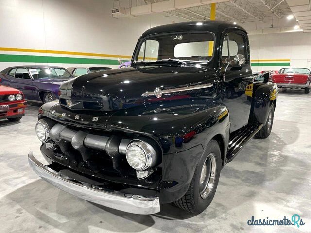 1952' Ford F-1 photo #1