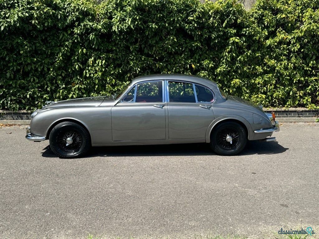 1968' Jaguar Mark II photo #3