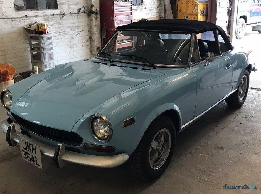 1973' Fiat 124 photo #2