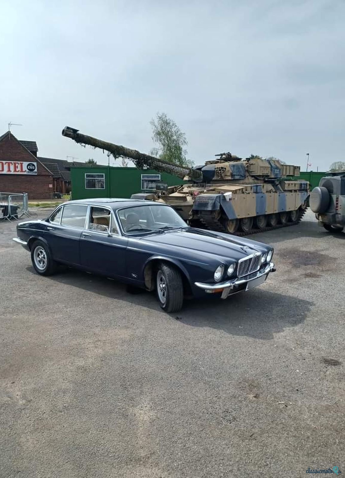 1976' Jaguar Xj 3.4 Auto photo #1