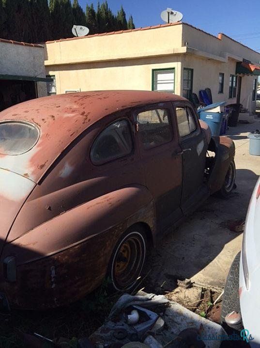 1941' Ford Deluxe photo #1