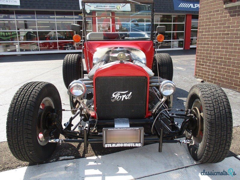 1923' Ford Custom photo #2