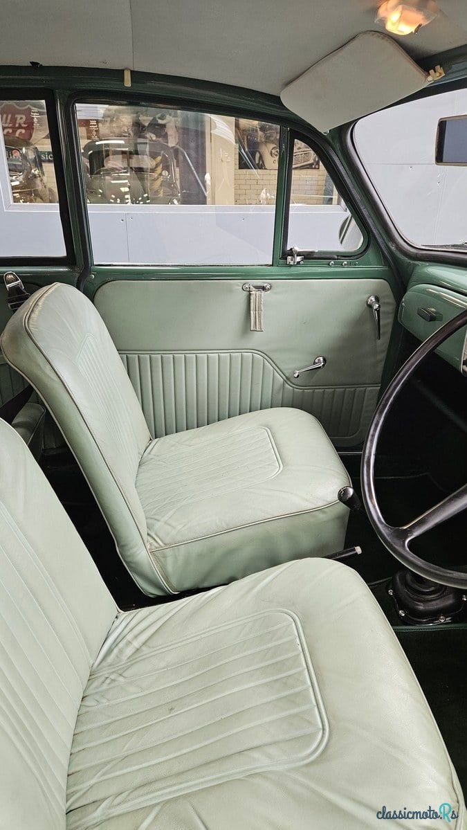 1971' Morris Minor photo #3