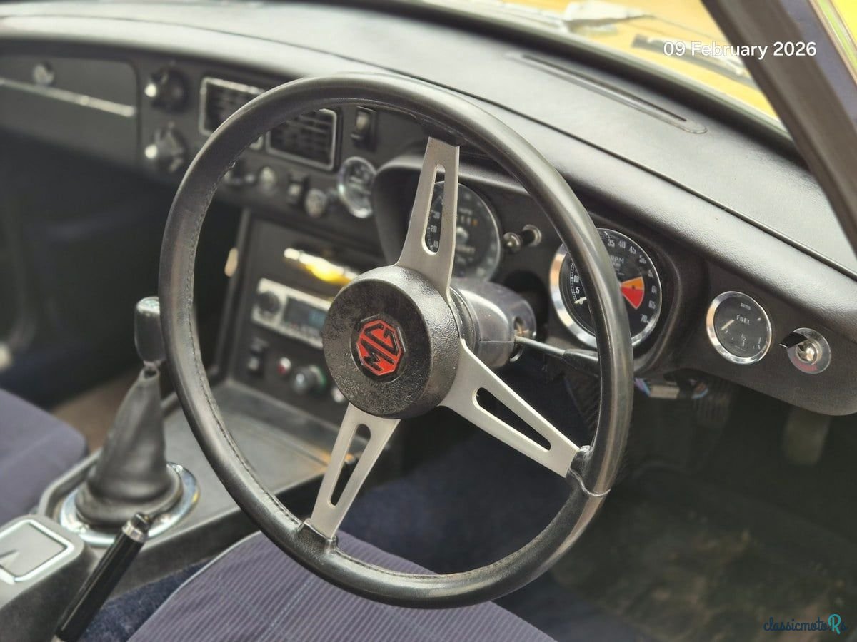 1973' MG MGB photo #5